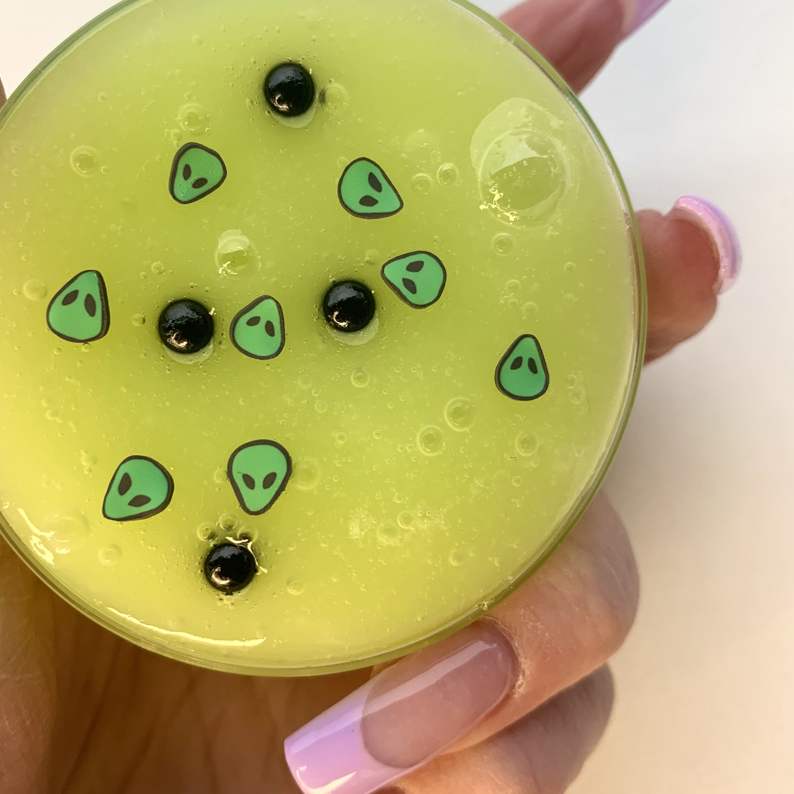 Extraterrestrial Egg Boba Tea // Icee Slime With Boba Beads and Alien ...