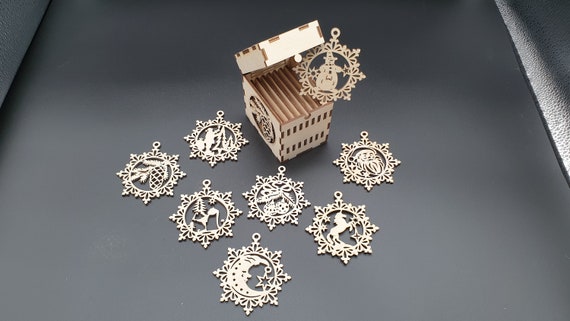 Christmas Tree Decorations/ Laser Cut/ With Elegant Presentation Box
