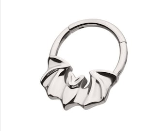 Flying bat front facing hinges segment clicker | septum piercing | septum ring | goth jewelry | goth septum | 16 gauge | 10mm