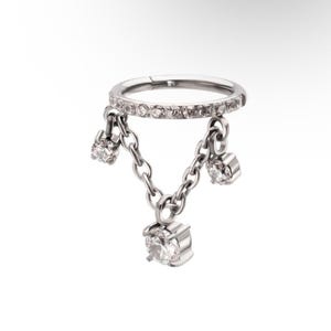 Aro de titanio con gemas pavé y cadena de gemas engastadas de tres puntas, con segmento articulado, con clic, anillo de caracola, piercing de caracola, cadena de caracola, calibre 16