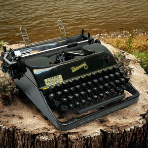 Rheinmetall Typewriter - Vintage Manual Typewriter | Retro Decor | Fully Functional, Collectible Gift for Writers and Enthusiasts