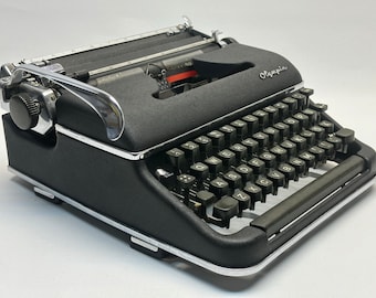 Olympia SM3 Typewriter - Black QWERTY Keyboard, Writer's Choice