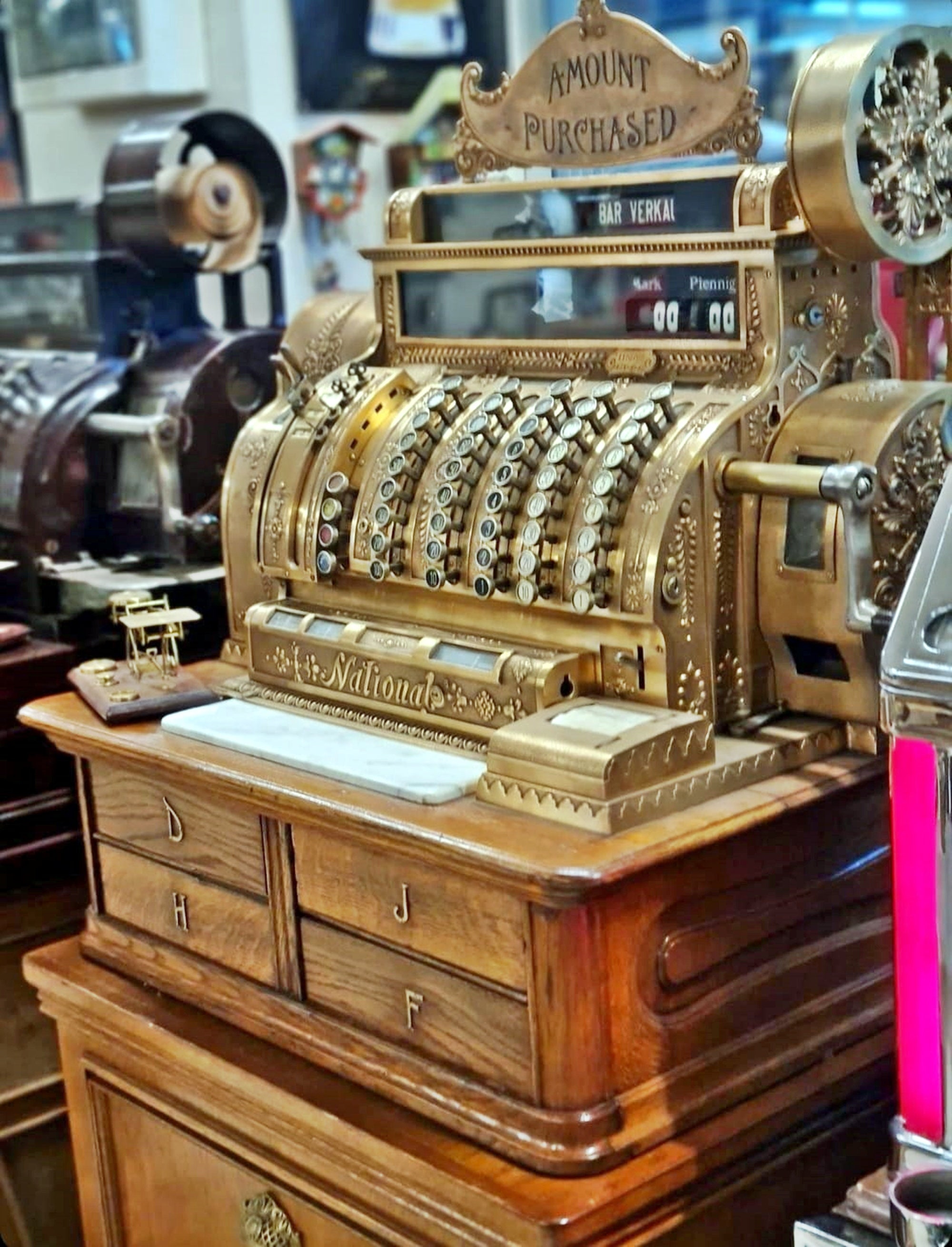 Vintage Special National Cash Register American Legend Antique