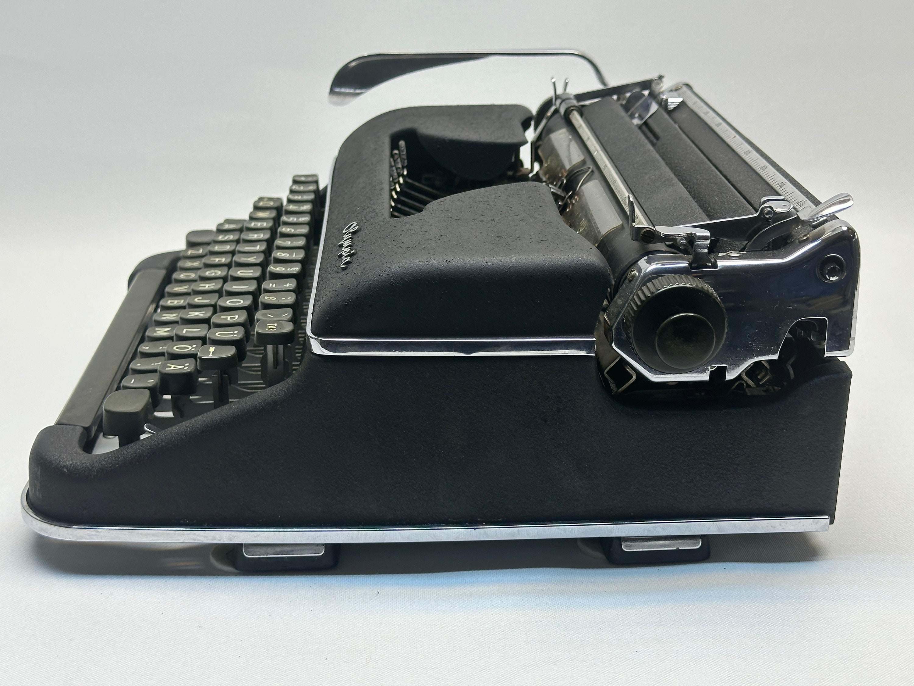Olympia SM3 タイプライター - ブラック QWERTY キーボード、Writer's