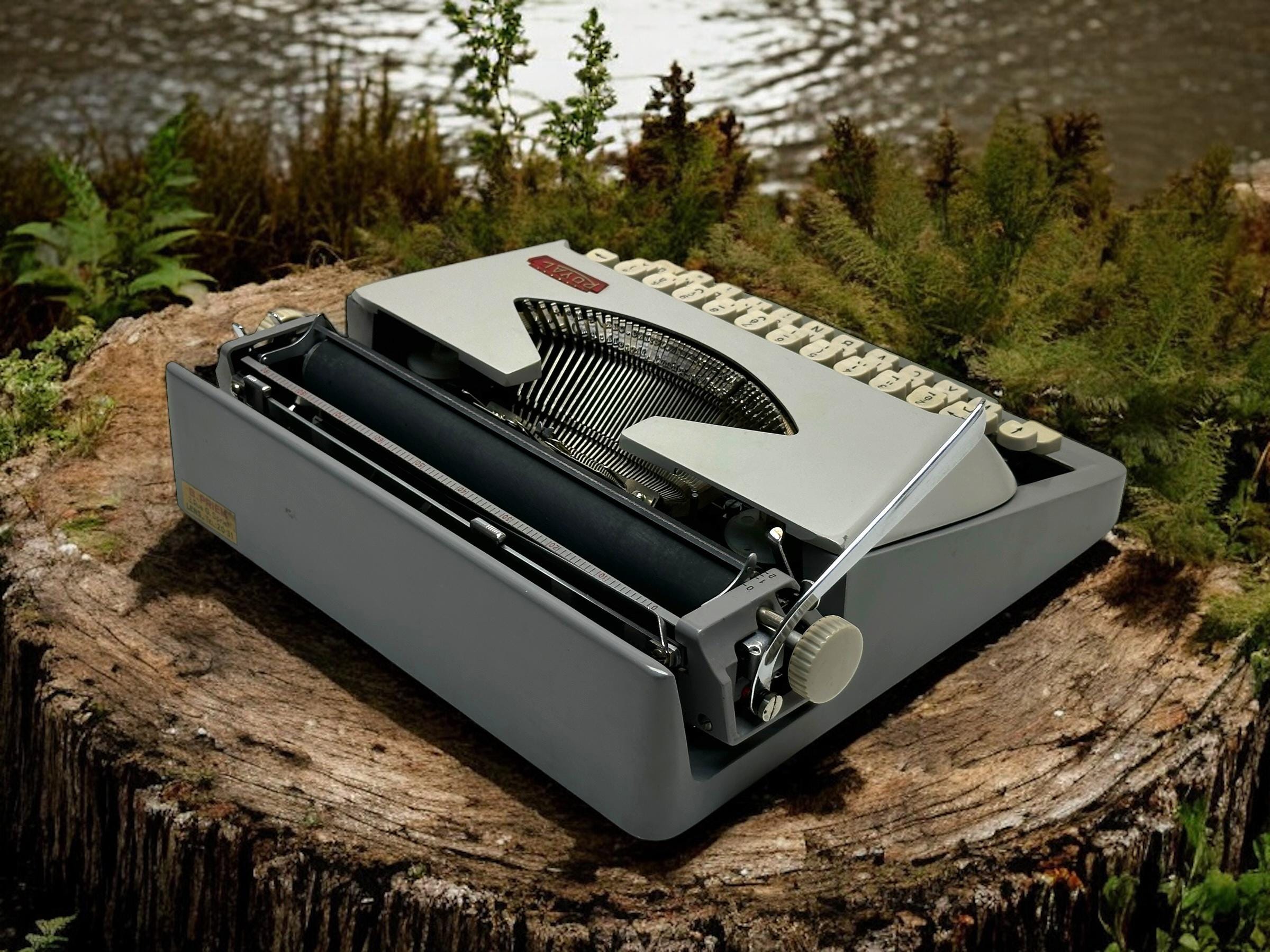 ロイヤルアンティークタイプライター - 最高級のヴィンテージ手動