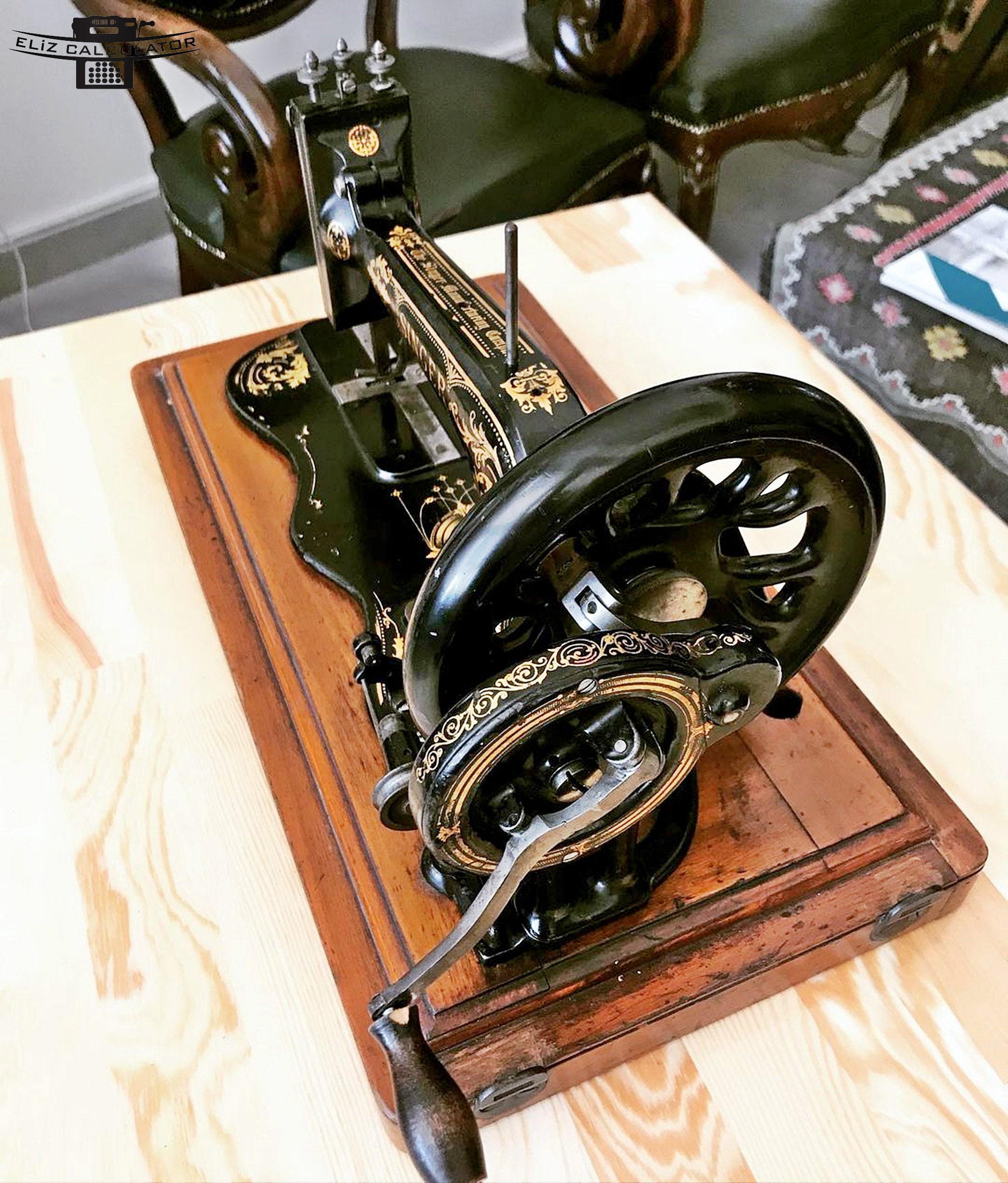 Original Bent Vintage Singer Sewing Machine in Wooden Case -  Finland