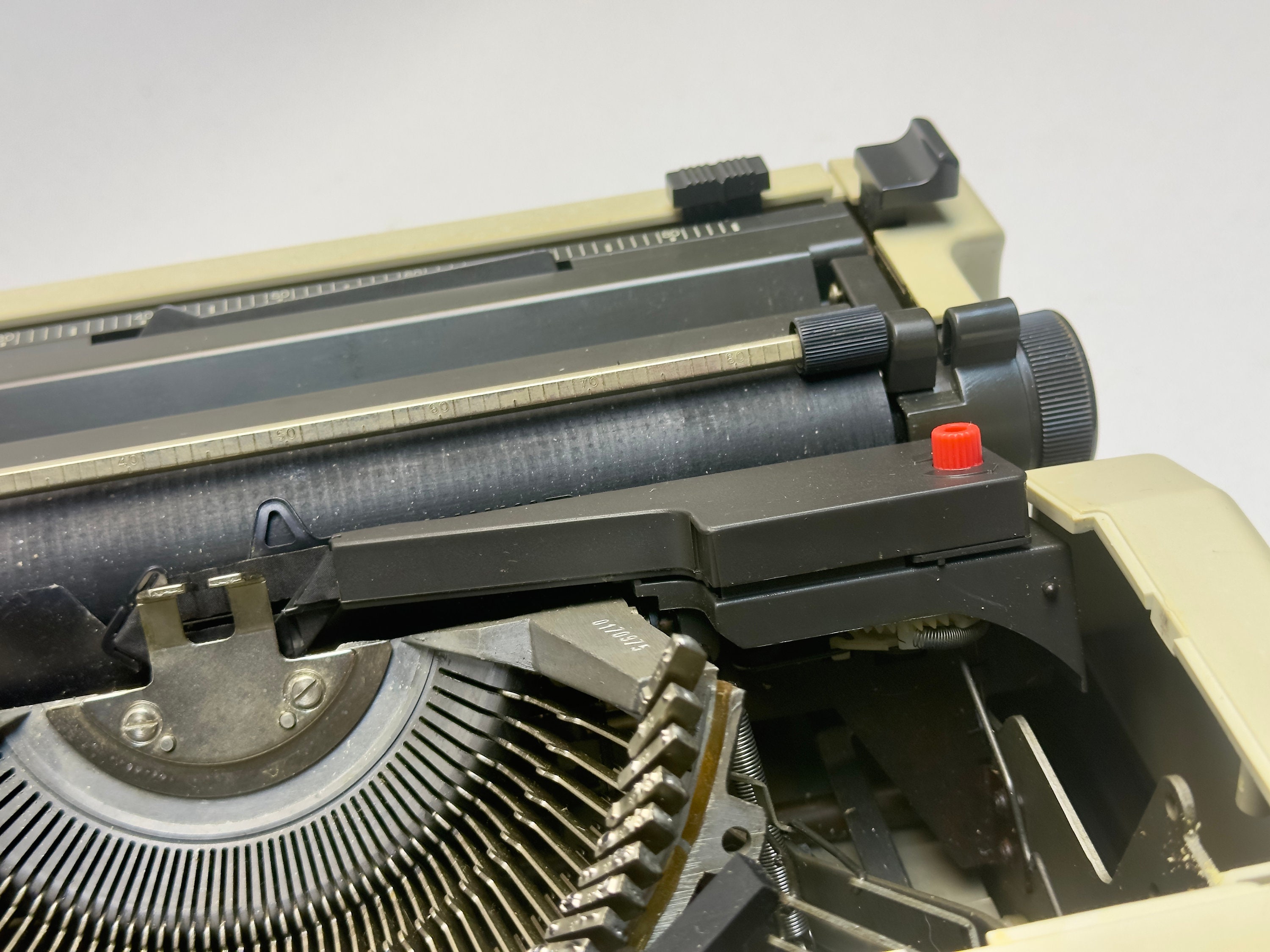 Olivetti Lettera 52 タイプライター - 新品同様のアンティーク、完全