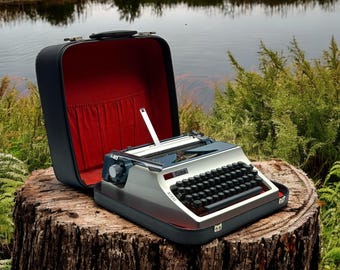70-80's olivetti オリベッティトレイ Giorgio Soavi OLIVETTI “O” Ashtray – Giorgio Soavi (1968) – New Old Stock – Red