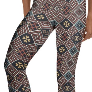 Layla Labyrinth Leggings ~ Damen Boho Erdton Geometrische Tribal Medley Collage Diamant Fliesenformen Muster GEDRUCKT Stretch Strumpfhosen Hosen