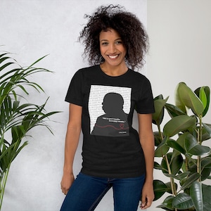 John Lewis Zitat Shirt | Good Trouble Shirt | Gleichstellung | Ikone der Bürgerrechte | BLM | Soziale Gerechtigkeit | Antirrazit | Protestshirt | Black Power