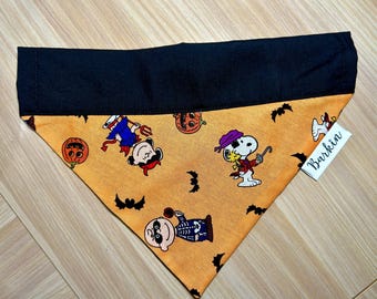 Bandana para perro Beagle and Friends para Halloween