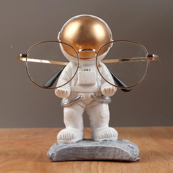 Accessories Sunglasses & Eyewear Eyeglass Stands Nordic Home Decor Golden Sculpture Action Figures Miniature Spaceman Astronaut Figurine Glasses Holder Statue 