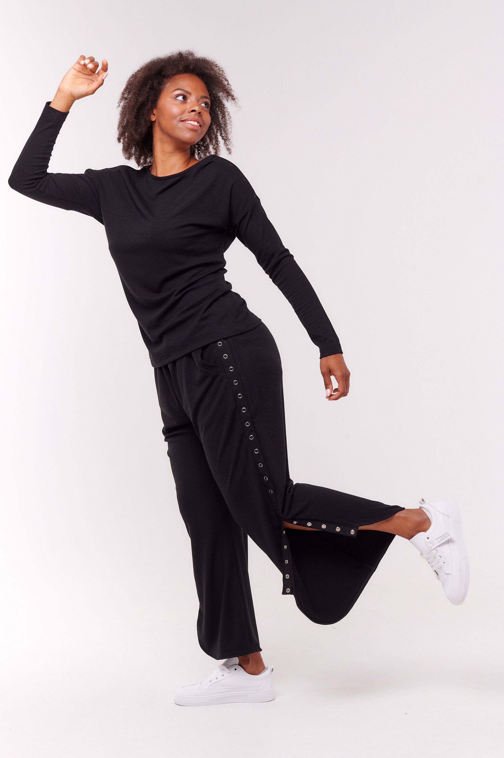 Secret Solutions Women's Plus Size Instant Shaper Medium Control Seamless  Thigh Slimmer Body Shaper - 16/18, Black at  Women's Clothing store