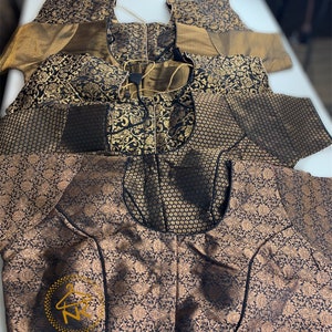 Readymade blouses/blouses/saree blouses/Indian saree blouses/Fancy blouses/Saree matching blouse/Crop tops/Lehenga blouse/big size blouses