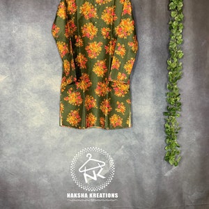 Mens floral kurtas/mens ethnic wear/digital print kurtas/floral kurtas/indian kurtas/mens wear/rawsilk kurtas/kurtas/kurtas for men