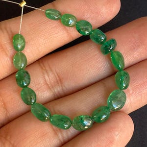 Fine quality Natural Vivid Emerald Oval Polished Beads, Natural Zambia African Emerald 16 Beads | 6.5 to 8 mm | 21.25 Carats | Beads Vintage