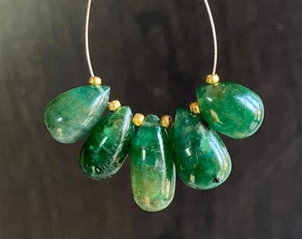 Natural Zambian Emerald Smooth Teardrop Briolette Beads Vintage 23 ct / 5 piece / 11-15MM Vinatge