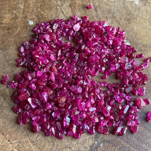 SANS CHALEUR RARE 2-4 mm rubis birman naturel, rubis spécimen, rubis cabbing, rubis des mines de Birmanie rubis brut