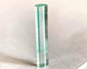 Vanadium Emerald Crystal Facet Rough – Nigerian Raw Beryl Specimen (14.5 mm)