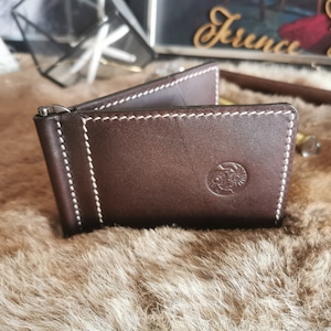 Bifold Minimal Wallet with Hidden Pocket, Money Clip and Pull out Strap
