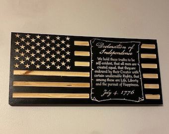 Unabhängigkeitserklärung graviert amerikanische Flagge