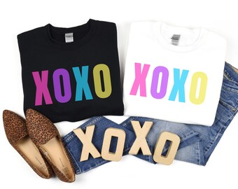 XOXO Sweatshirt, Retro XOXO Sweatshirt, 80's colors, Love Women's Sweatshirt, Hugs and Kisses