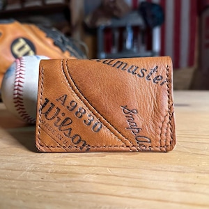 Cartera plegable con forma de guante de béisbol, hecha a mano - Wilson Glove