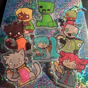 Acrylic Pins! Wave 1 (Limit Mini Mikus Clearance)