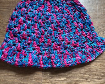 Crochet Bucket Hat (Style 3)