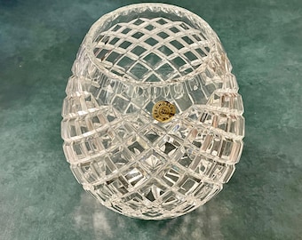 Vintage Boxed Webb Continental Hand Cut 24% Lead Crystal Vase