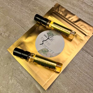 2ml samples of Dreaming in Tonka and Dreaming in Oud niche perfume