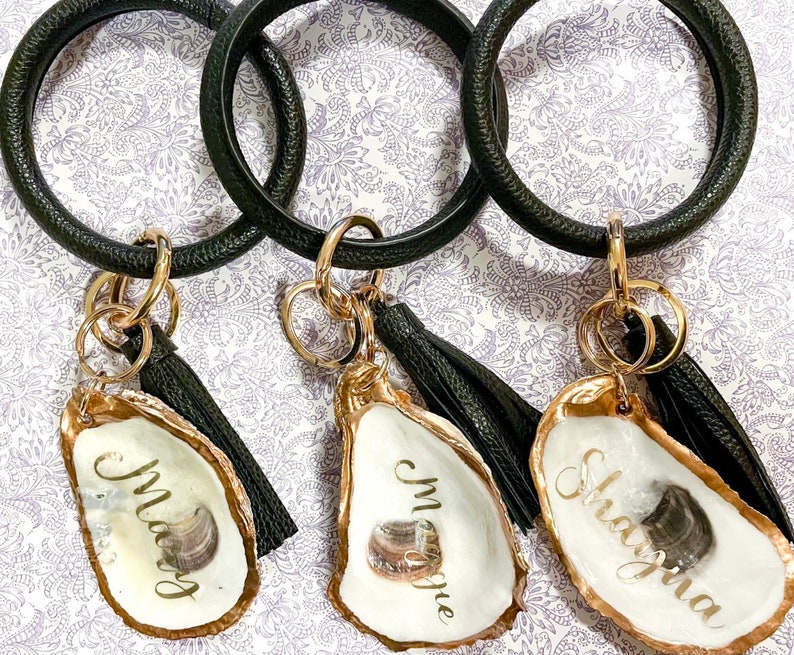 Car Keys with oyster shell Oyster decor keychain | Personalized car keychain Keychain with gold oyster Loop and tassel keychain
