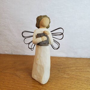 1999 Willow Tree Angel Figurine that says, &quot;Angel of Learning&quot;
