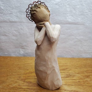 2009 Willow Tree Angel Figurine &quot;Angel Love&quot;.  Birthday Gift, Mother&#39;s Day Gift, Valentine Gift, Friendship Gift, BFF Gift