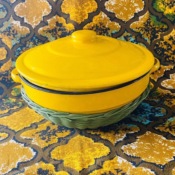 Enamelware Yellow Covered Bean Stew Pot Mid Century Vintage Picnic Camping