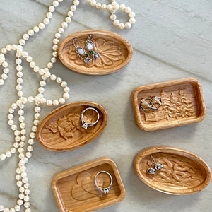 Ring Dish | Carved Wood