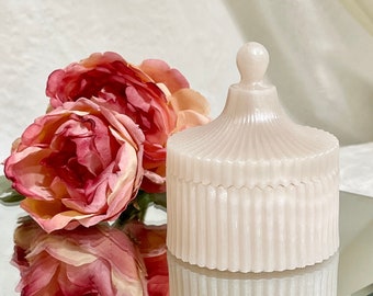 Ivory Blush Pearl Trinket Dish: Vintage Style Jewelry Holder
