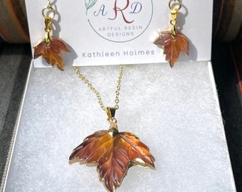 Lovely fall colors maple leaf pendant and matching earrings/ gold plated chain/ your choice of length