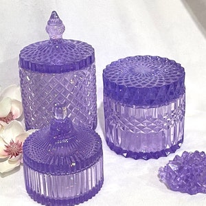 Ensemble de vanité violet clair avec des paillettes irisées de style vintage/boîte à bijoux ou à bijoux avec maquillage et porte-pinceau/vendu séparément ou par ensemble