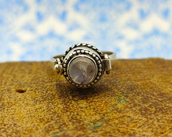 Handmade Box Ring-925Sterling Silver-Unique Secret Message Ring-Rainbow Moonstone Box Ring-Love Ring-June Birthstone Ring-Gift For Dear Ones