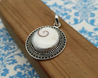 Halskette mit Anhänger aus natürlicher Shiva-Muschel | Handgefertigter Schmuck aus 925er Sterlingsilber, inspiriert vom Meer