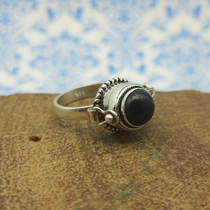 Bague Onyx noir-925 Bague en argent sterling-Bague à message secret-Bague faite à la main-Boho Box Ring-Indian Secret Box Ring-Black Onyx Poison Ring