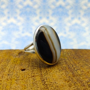 Handmade Black Crazy Agate Ring: Oval Gemstone 925 Silver