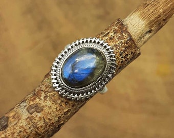 Natural Blue Labradorite Ring-925 Sterling Silver-Free Shipping-Fine Silver Ring-Labradorite Jewelry-Minimal Ring-Everyday Ring-Gift For Her