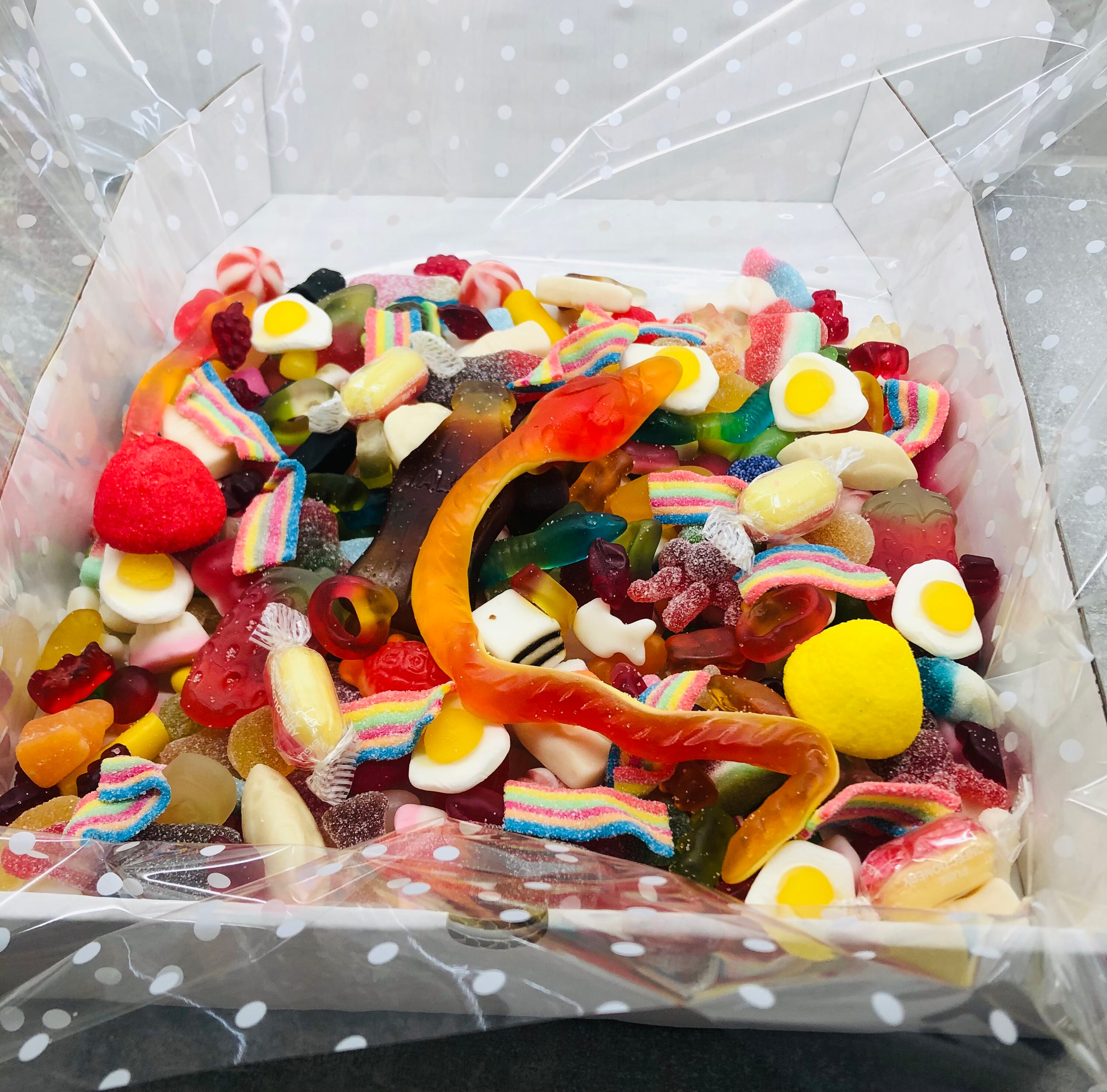1KG Sweet box Etsy