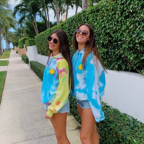 Multi color patch hoodie hotsell