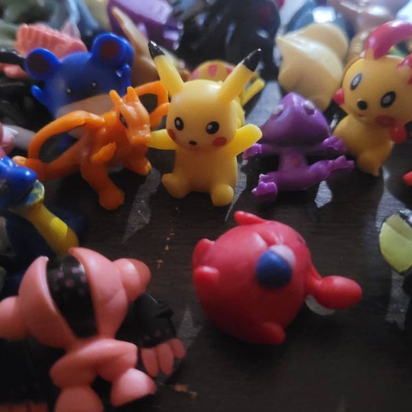 Pokémon Mini Figures Collection of 12 Pokémon! Miniatures Variety x12 figurines