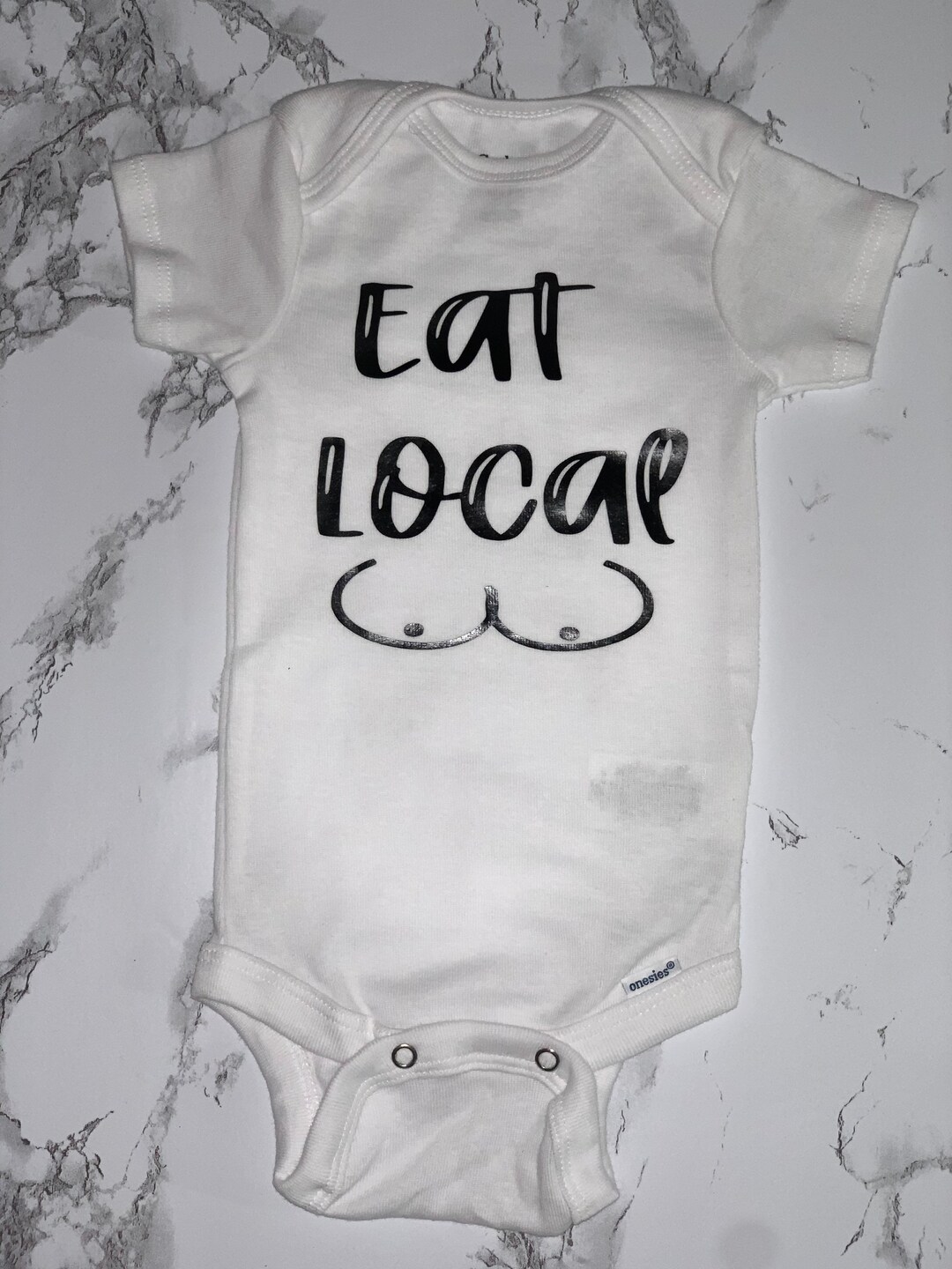 Funny Eat Local Breastfeeding Onesie® Breastfed Baby Onesie® Regalo