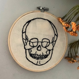 anatomical skully embroidery