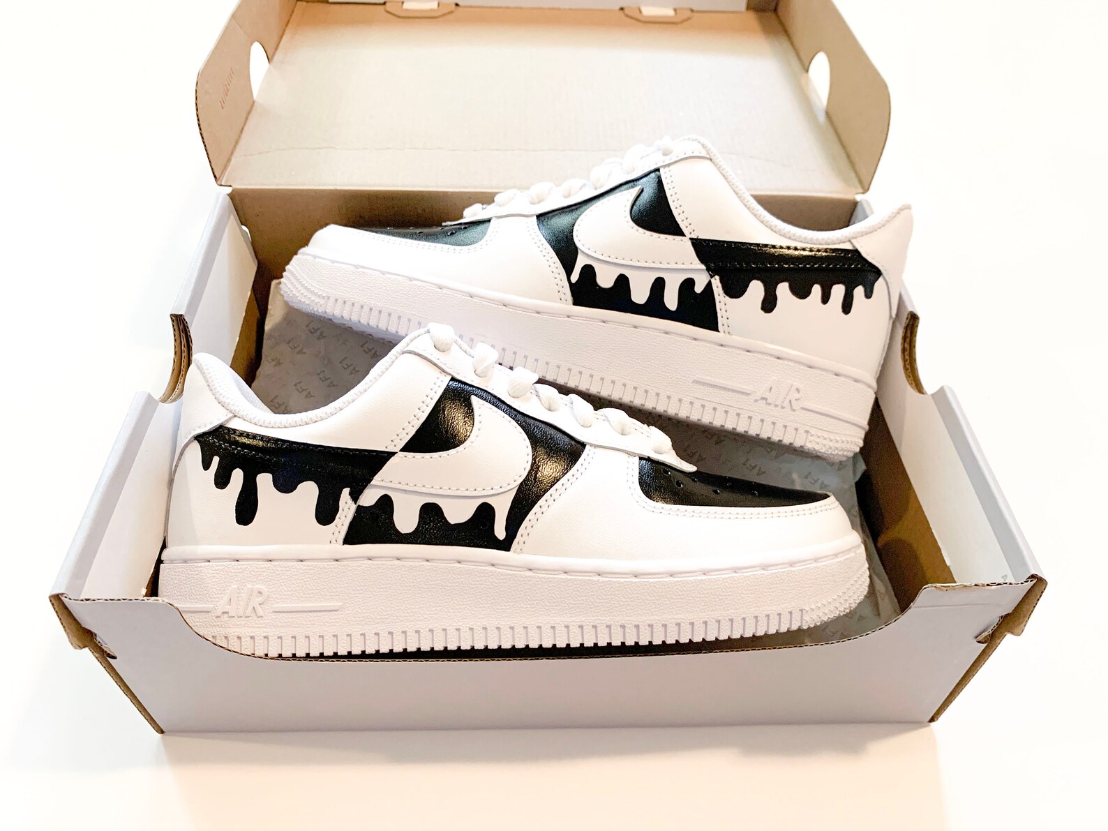 drip with white air forces